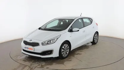 Blanco Usado 2017 Kia Ceed Plus Utilitario | 11.599 € (Precio justo)