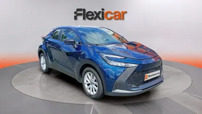 Używany Toyota C-HR Active 140 KM (102 kW) 2024 Niebieski SUV