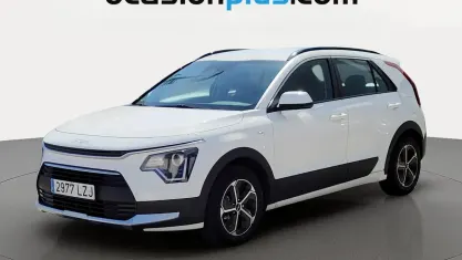 Usado Kia Niro 141 CV (103 kW) 2022 Blanco SUV