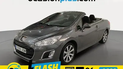 Usado Peugeot 308 CC Active 115 CV (84 kW) 2015 Descapotable