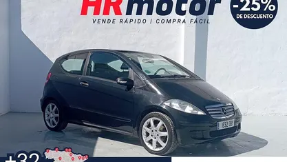 Usado Mercedes A150 Classic 95 CV (69 kW) 2008 Negro Utilitario