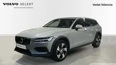 Otro Usado 2023 Volvo V60 CC Plus Familiar | 42.900 € (Precio justo)
