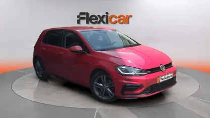 Usado VW Golf VII Sportline 150 CV (110 kW) 2019 Rojo Berlina