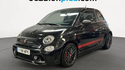 Usado Abarth 695 180 CV (132 kW) 2024 Negro Utilitario