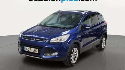 Usado Ford Kuga Titanium 150 CV (110 kW) 2015 SUV