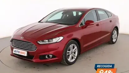Usado Ford Mondeo Titanium 160 CV (117 kW) 2015 Rojo Berlina