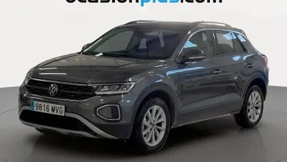 Usado VW T-Roc Life 116 CV (85 kW) 2024 Gris SUV