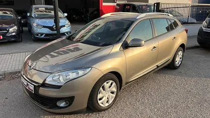 Usado Renault Mégane III Business 110 CV (80 kW) 2013 Utilitario