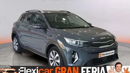 Usado Kia Stonic 120 CV (88 kW) 2021 SUV