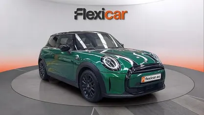 Käytetty Mini Cooper 136 HP (100 kW) 2022 Vihreä Viistoperä
