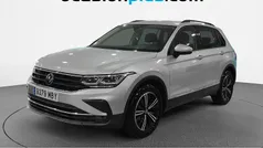 Gris plata Usado 2022 VW Tiguan Life SUV | 27.091 € (Super precio)