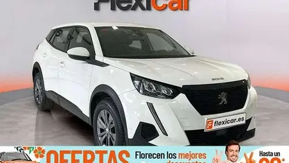 Usado Peugeot 2008 Active 110 CV (80 kW) 2021 Blanco SUV