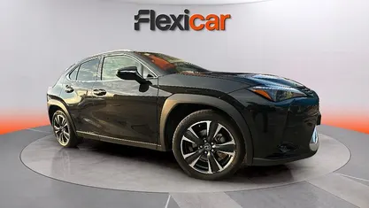 Usado Lexus UX Executive Line 184 CV (135 kW) 2023 Blanco SUV