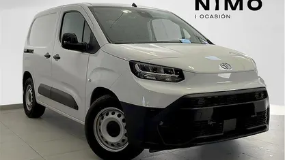 Usado Toyota Proace City City 100 kW (136 CV) 2025 Blanco Monovolumen