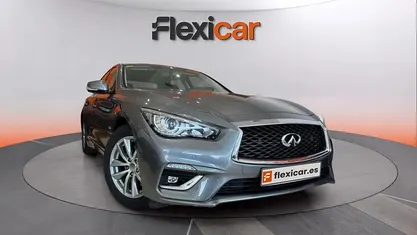 Usado Infiniti Q50 Premium 170 CV (125 kW) 2018 Gris Berlina