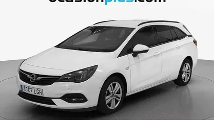 Usado Opel Astra Elegance 145 CV (106 kW) 2020 Blanco Familiar
