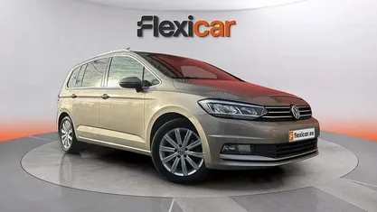 Usado VW Touran Advance 150 CV (110 kW) 2017 Marrón Monovolumen