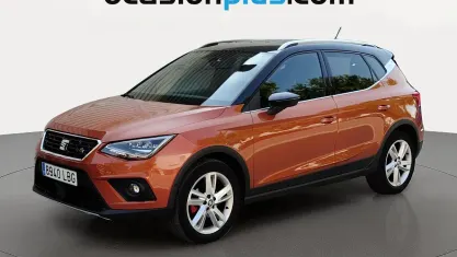 Usado Seat Arona Ecomotive 116 CV (85 kW) 2019 Naranja SUV