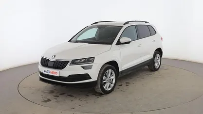 Blanco Usado 2021 Skoda Karoq Ambition SUV | 20.399 € (Buen precio)
