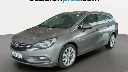Usado Opel Astra Excellence 150 CV (110 kW) 2017 Gris Monovolumen