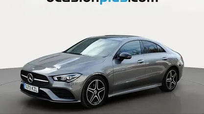 Usado Mercedes CLA220 AMG 190 CV (139 kW) 2019 Gris plata Berlina