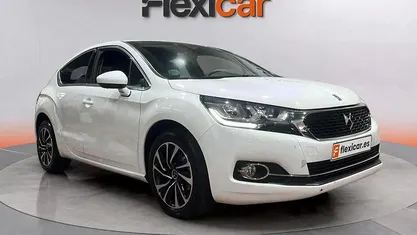 Usado DS Automobiles DS4 Crossback 131 CV (96 kW) 2017 Blanco SUV