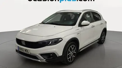 Usado 2023 Fiat Tipo Cross Utilitario | 13.900 € (Precio justo)
