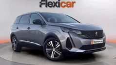 Usado 2023 Peugeot 5008 Allure Monovolumen | 24.290 € (Buen precio)