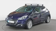 Usado 2019 Peugeot 208 Signature Sky Utilitario | 9591 € (Buen precio)