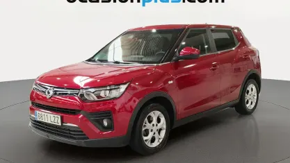 Usado SsangYong Tivoli 128 CV (94 kW) 2022 Rojo SUV