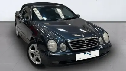 Usado Mercedes CLK230 Elegance 197 CV (144 kW) 2003 Azul Descapotable