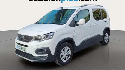 Usado Peugeot Rifter Allure 131 CV (96 kW) 2019 Blanco Monovolumen