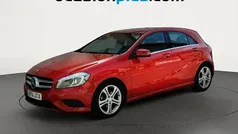 Rojo Usado 2016 Mercedes A200 Urban Utilitario | 16.500 € (Precio justo)