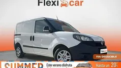 Blanco Usado 2023 Fiat Doblò Dynamic Monovolumen | 13.490 € (Precio justo)