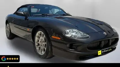 Usado Jaguar XKR 370 CV (272 kW) 2000 Negro Coupe