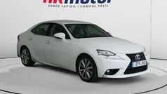 Lexus IS300h