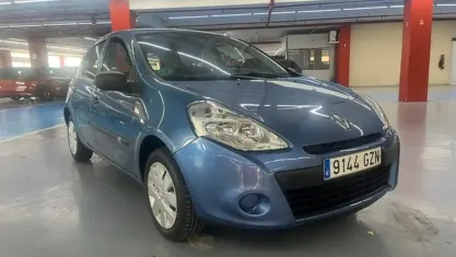 Usado Renault Clio Expression 75 CV (55 kW) 2010 Azul Utilitario