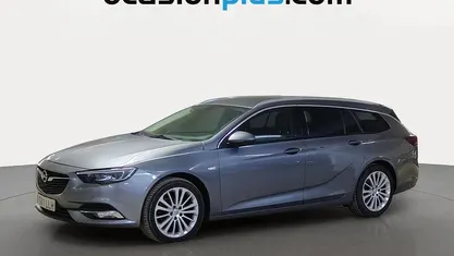 Usado Opel Insignia Innovation 136 CV (100 kW) 2020 Gris Monovolumen