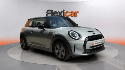 Käytetty Mini Cooper SE 135 kW (184 HP) 2022 Viistoperä
