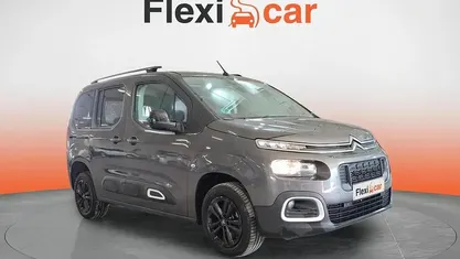 Usado Citroën Berlingo Feel 102 CV (75 kW) 2023 Monovolumen