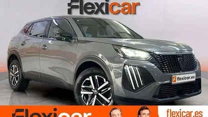 Usado Peugeot 2008 Active 101 CV (74 kW) 2023 Gris SUV