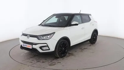 Usado Ssangyong (KGM) Tivoli Limited 128 CV (94 kW) 2019 Blanco SUV