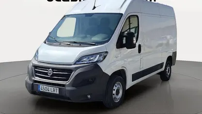 Usado Fiat Ducato 136 CV (100 kW) 2021 Blanco Van