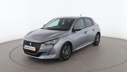 Usado Peugeot 208 Style 101 CV (74 kW) 2021 Gris Utilitario