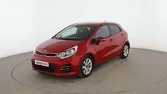 Rojo Usado 2015 Kia Rio Berlina | 9599 € (Precio justo)
