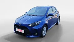 Azul Usado 2021 Toyota Yaris Hybrid Active Berlina | 17.900 € (Precio justo)