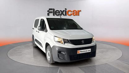 Käytetty Peugeot Partner 102 HP (75 kW) 2021 Valkoinen Tila-auto