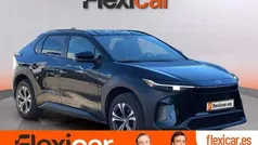 Usado 2025 Toyota bZ4X Advance SUV | 33.990 € (Buen precio)
