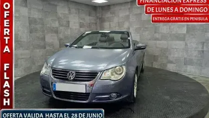 Usado VW Eos 140 CV (102 kW) 2010 Gris Descapotable