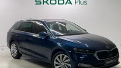 Azul Usado 2024 Skoda Octavia Selection Familiar | 35.900 € (Un poco caro)